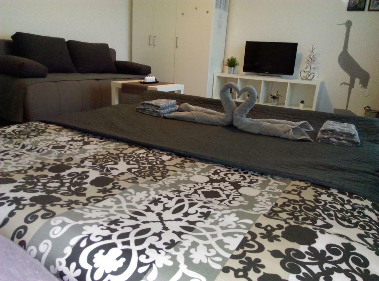 Studio Apartman Zdral Daruvar Exterior foto